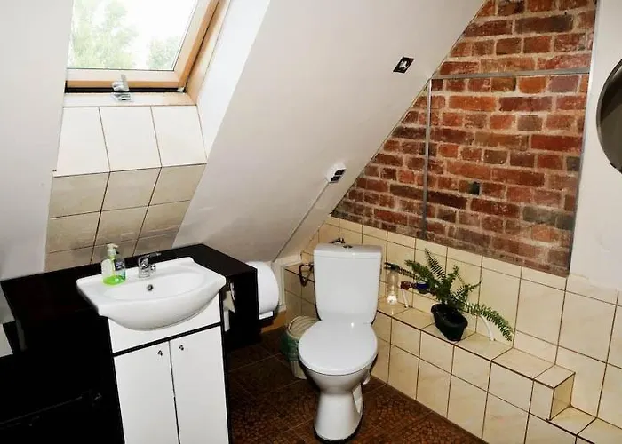 Baza 15 Vandrarhem *